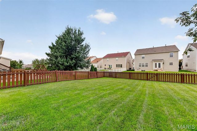1805 English Oak Drive, Lake St Louis, MO 63367