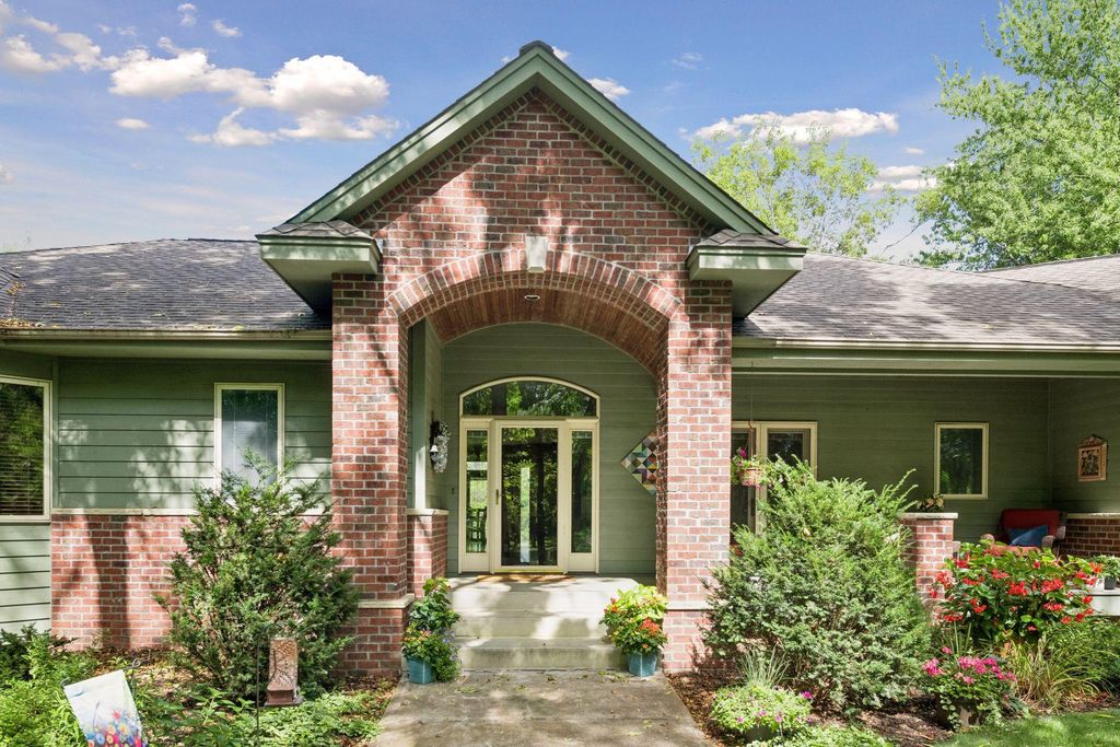 6600 Woodedge Road, Minnetrista, MN 55364 — exterior