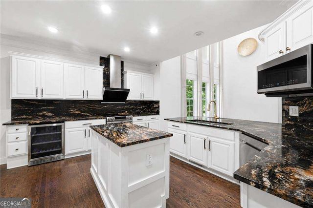 4146 Kingsley Park Court, Peachtree Corners, GA 30096