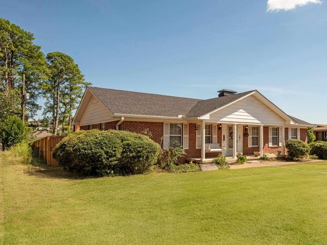 1808 Gunpowder Road, Little Rock, AR 72227