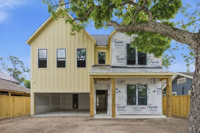 212 E 24th Street, Houston, TX 77008