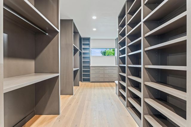 212 E 24th Street, Houston, TX 77008