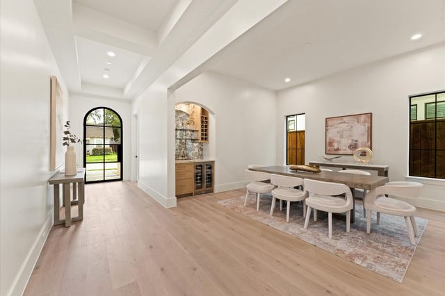 212 E 24th Street, Houston, TX 77008
