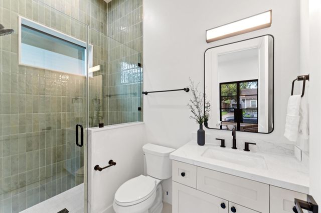 212 E 24th Street, Houston, TX 77008