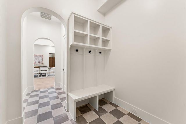 212 E 24th Street, Houston, TX 77008