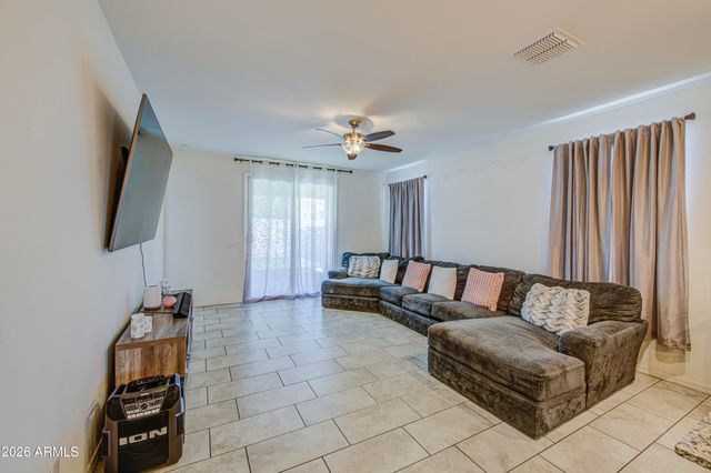 10856 W LUKE Avenue, Phoenix, AZ 85037