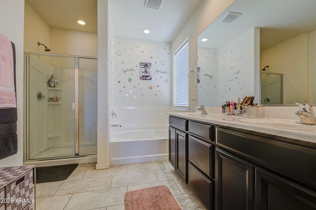 10856 W LUKE Avenue, Phoenix, AZ 85037