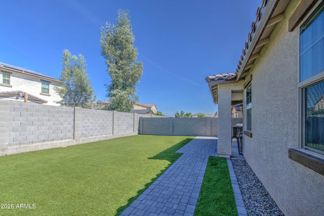 10856 W LUKE Avenue, Phoenix, AZ 85037