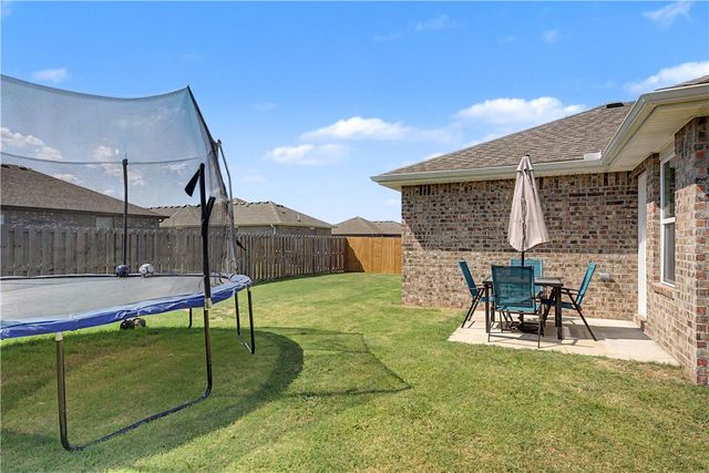 908 Green Heron Lane, Siloam Springs, AR 72761