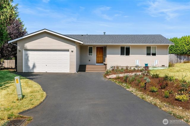 37433 NE Fern Place, Hansville, WA 98340