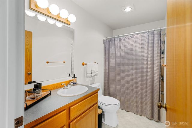 37433 NE Fern Place, Hansville, WA 98340