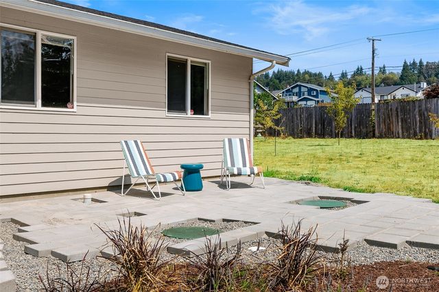 37433 NE Fern Place, Hansville, WA 98340