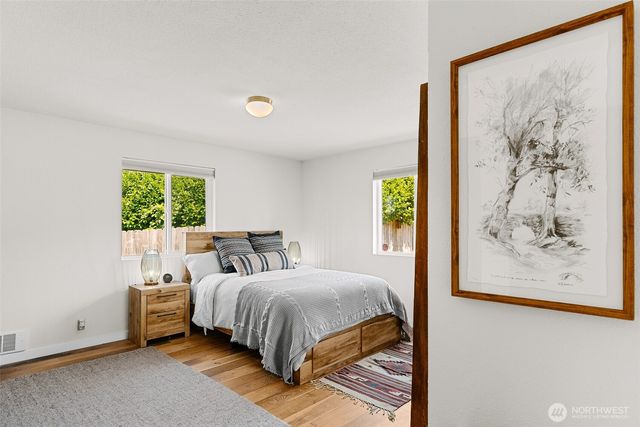 37433 NE Fern Place, Hansville, WA 98340