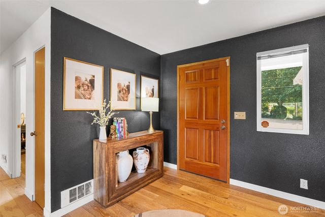 37433 NE Fern Place, Hansville, WA 98340