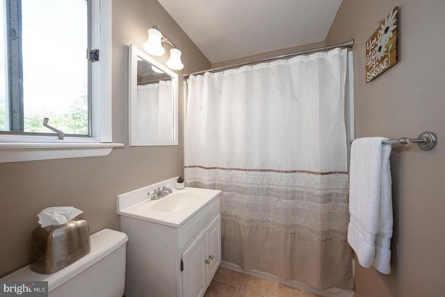 24 BRIMFIELD, Audubon, PA 19403