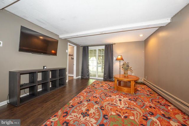 24 BRIMFIELD, Audubon, PA 19403
