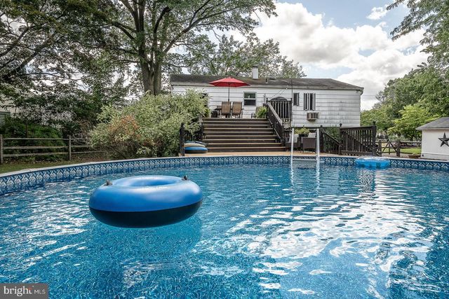 24 BRIMFIELD, Audubon, PA 19403