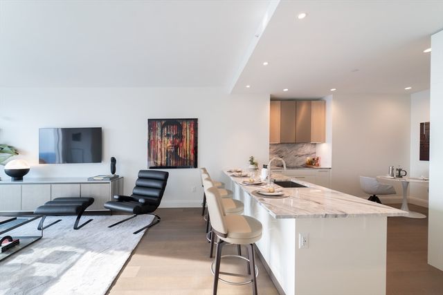 240 Devonshire Street 4004, Boston, MA 02110