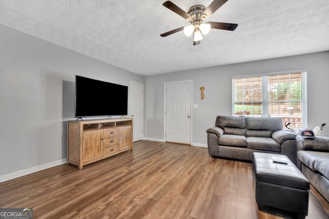 208 Creek Side Place, Mcdonough, GA 30252