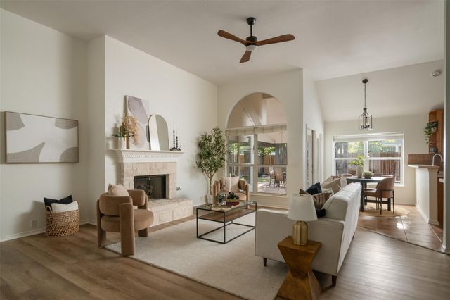 209 Jockey Bluff CV, Austin, TX 78748