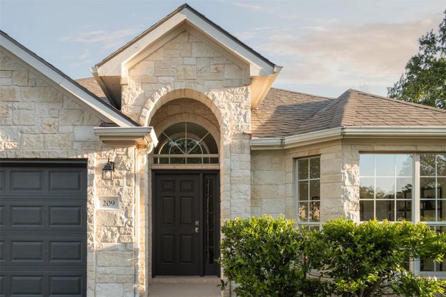 209 Jockey Bluff CV, Austin, TX 78748