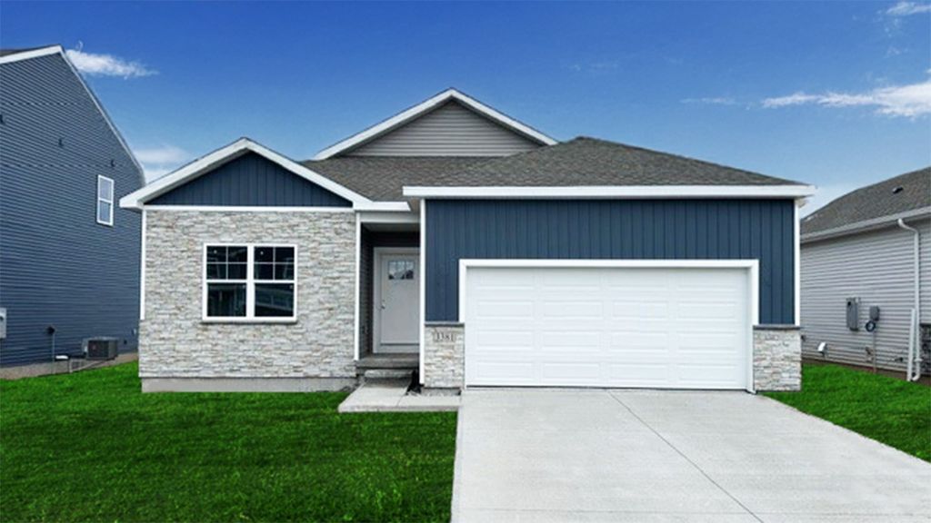 5124 168th Street, Urbandale, IA 50322