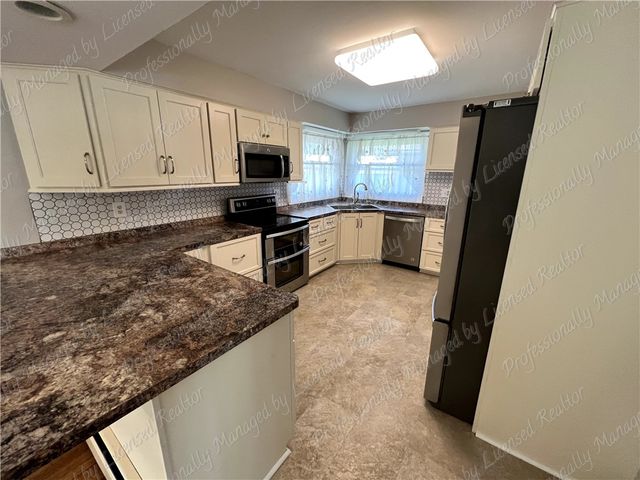 3865 Greenbelt Avenue, Kettering, OH 45429