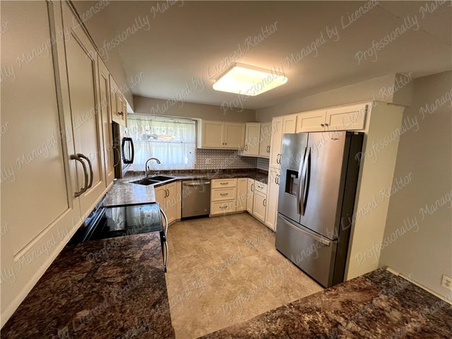 3865 Greenbelt Avenue, Kettering, OH 45429