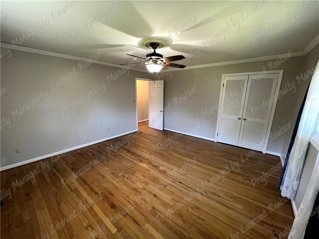 3865 Greenbelt Avenue, Kettering, OH 45429