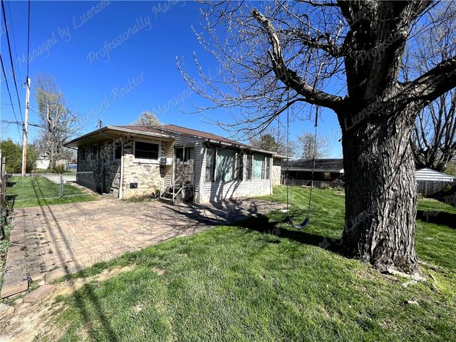 3865 Greenbelt Avenue, Kettering, OH 45429