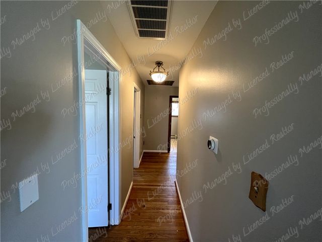 3865 Greenbelt Avenue, Kettering, OH 45429