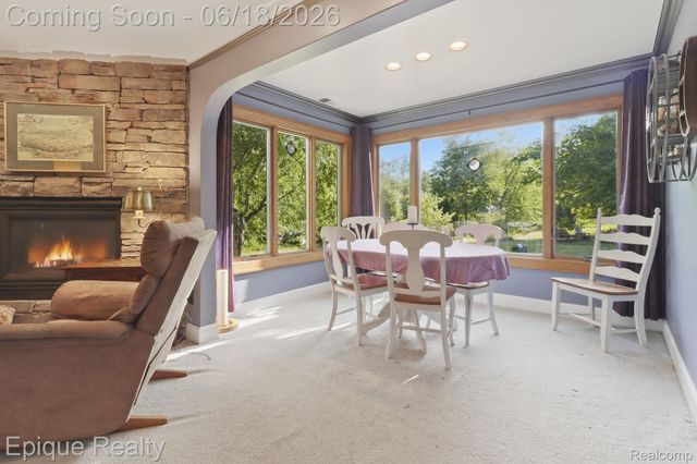 21085 Metroview Road, Farmington Hills, MI 48335