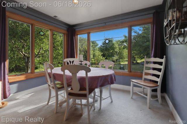 21085 Metroview Road, Farmington Hills, MI 48335