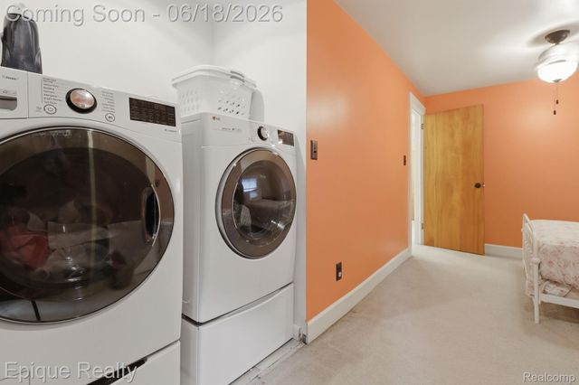 21085 Metroview Road, Farmington Hills, MI 48335