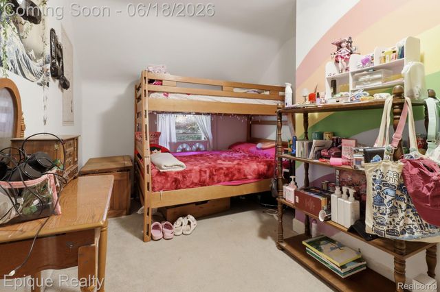 21085 Metroview Road, Farmington Hills, MI 48335