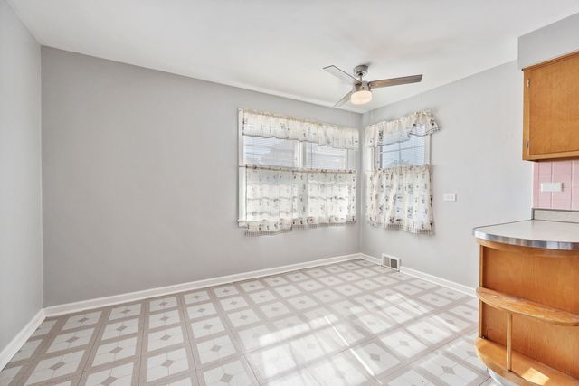 5429 N Kimball Avenue 1, Chicago, IL 60625