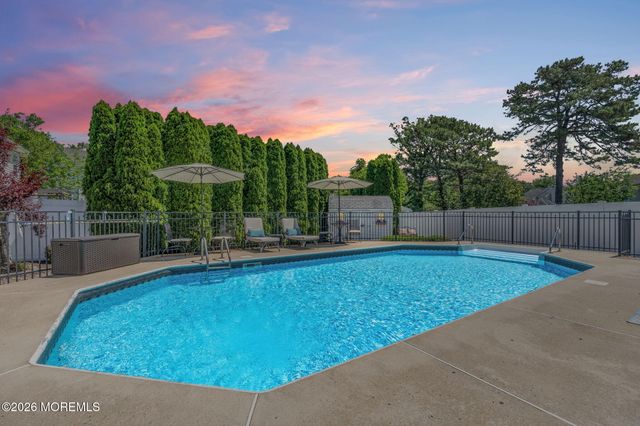 53 N Sailors Quay Drive, Brick, NJ 08723