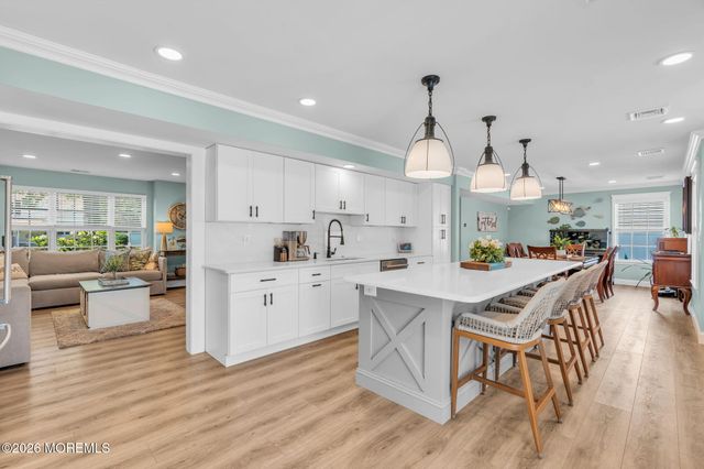 53 N Sailors Quay Drive, Brick, NJ 08723