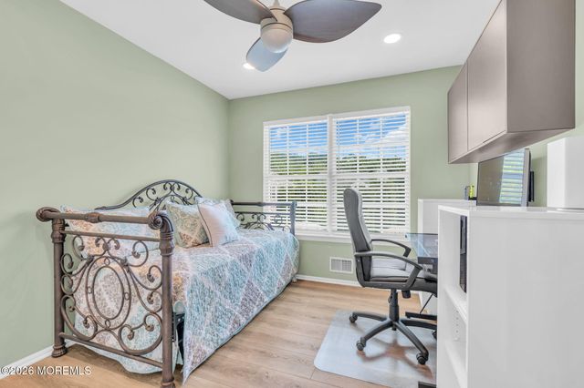 53 N Sailors Quay Drive, Brick, NJ 08723