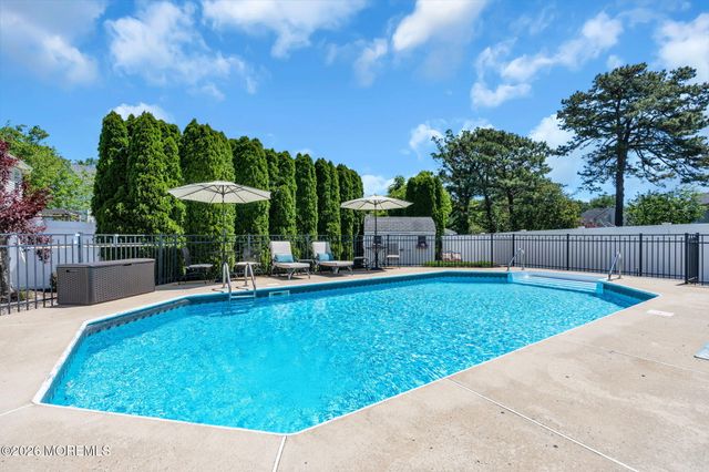 53 N Sailors Quay Drive, Brick, NJ 08723