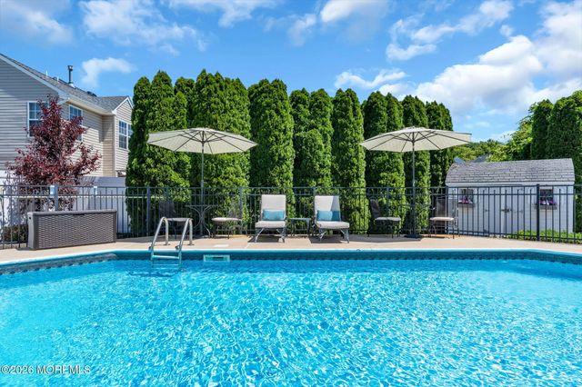 53 N Sailors Quay Drive, Brick, NJ 08723