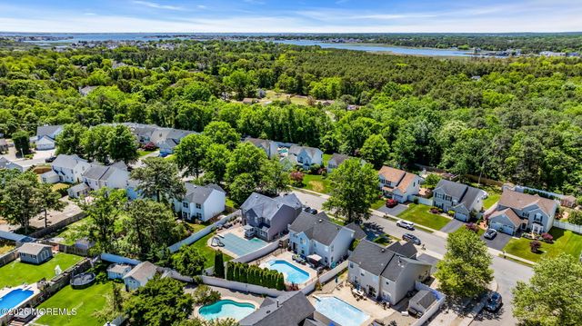 53 N Sailors Quay Drive, Brick, NJ 08723