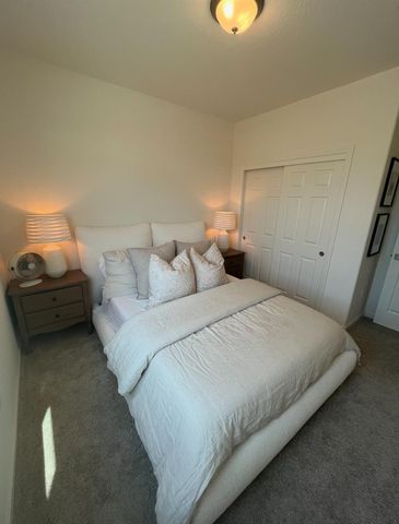 163 Reunion Way S, Madera, CA 93636