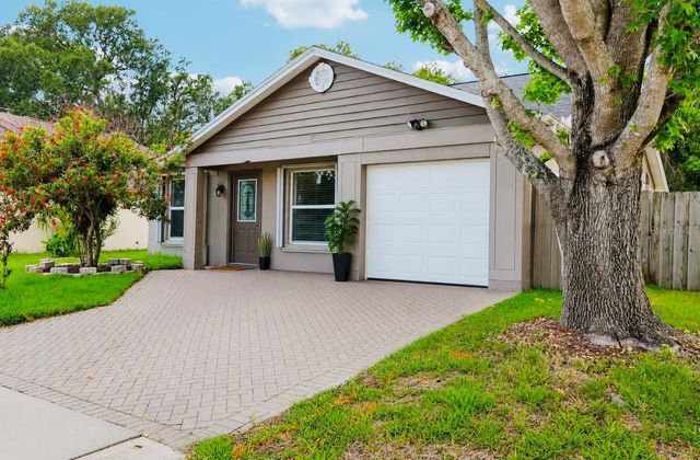 1525 KESTREL WAY, Brandon, FL 33511