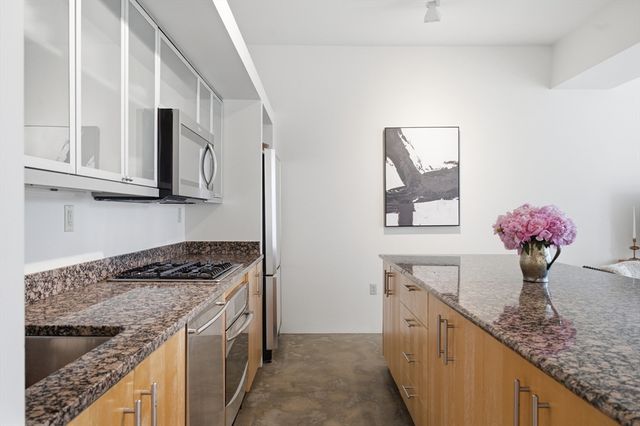 1313 Washington St. 414, Boston, MA 02118