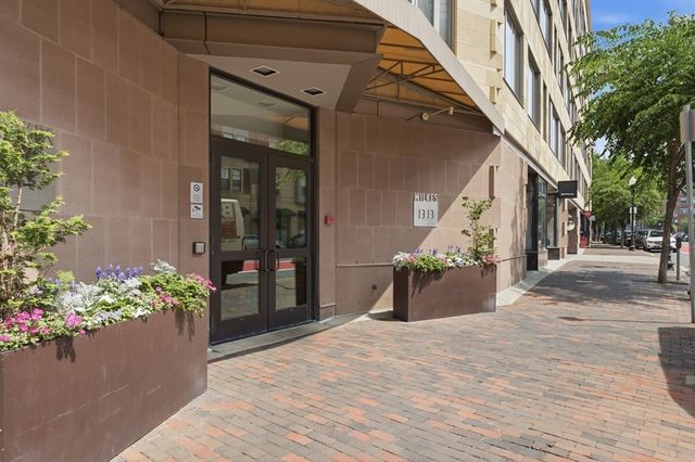1313 Washington St. 414, Boston, MA 02118