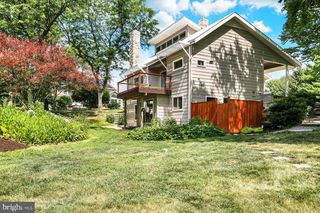 10 DOUGLAS CT, Carlisle, PA 17013