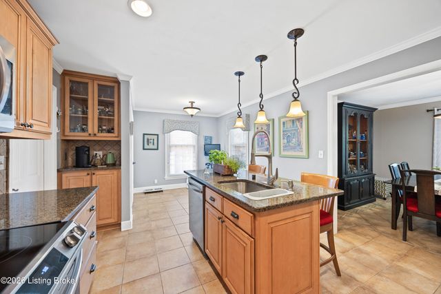 103 Cambridge Station Rd, Louisville, KY 40223