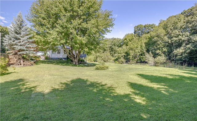 737 Putnam Pike, Smithfield, RI 02828