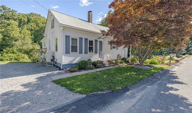 737 Putnam Pike, Smithfield, RI 02828